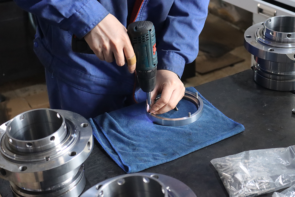 科爾沁左翼后組合密封裝置(組合密封圈)的特點 